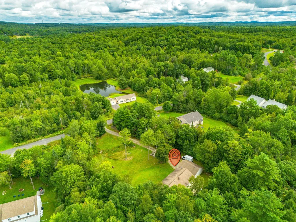 21 Seth's Way West Gardiner ME 04345