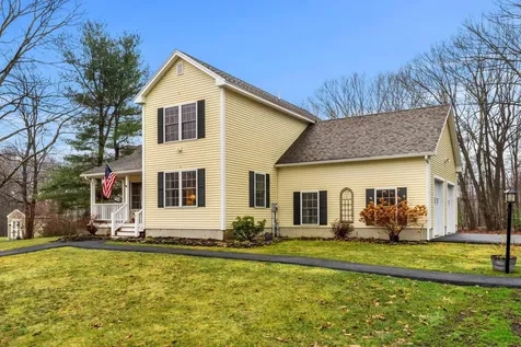 9 Roseberry Lane Kittery ME 03904