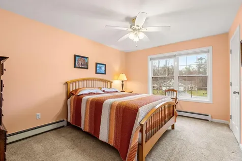 9 Roseberry Lane Kittery ME 03904