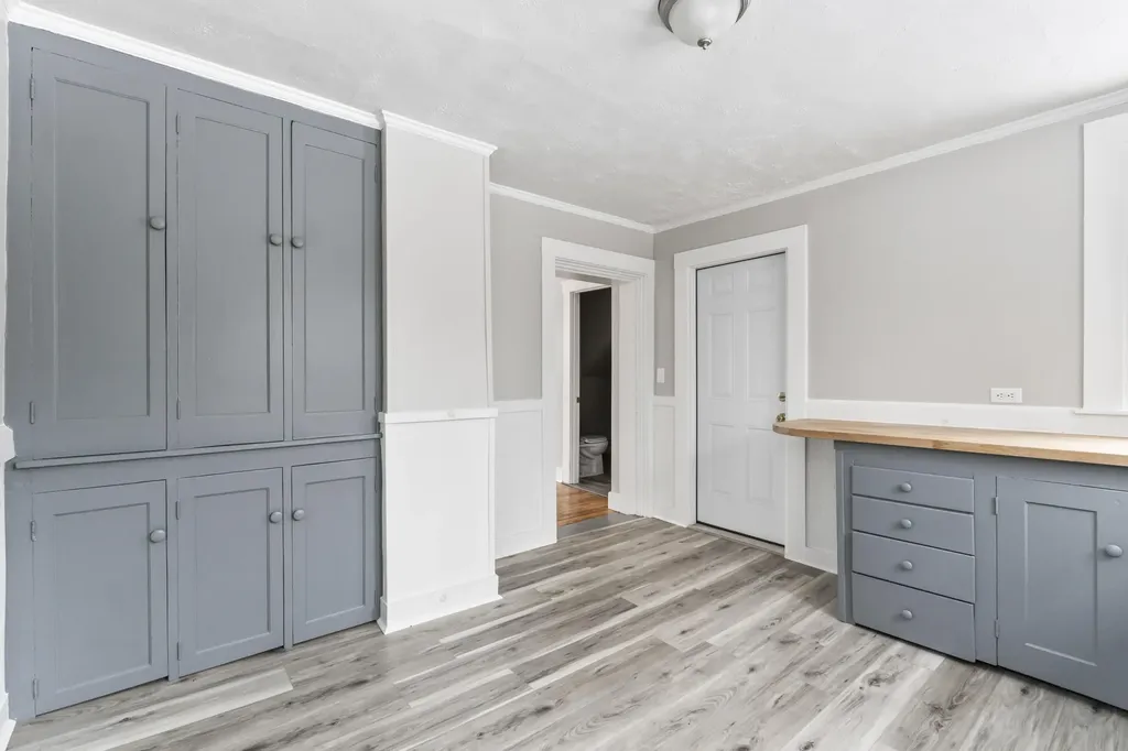 569 Middle Road Dresden ME 04342