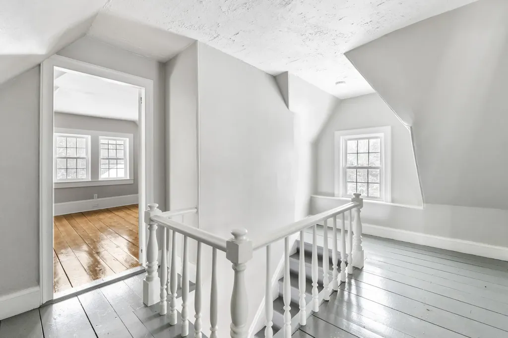 569 Middle Road Dresden ME 04342