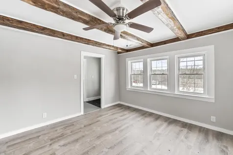 569 Middle Road Dresden ME 04342