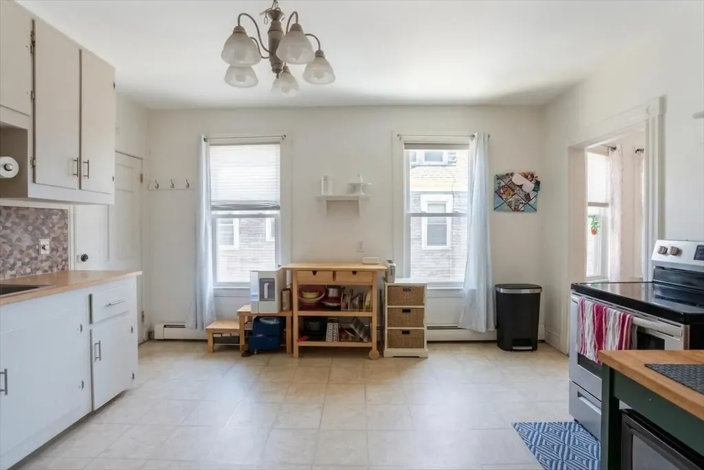 115 Winter Street Auburn ME 04210