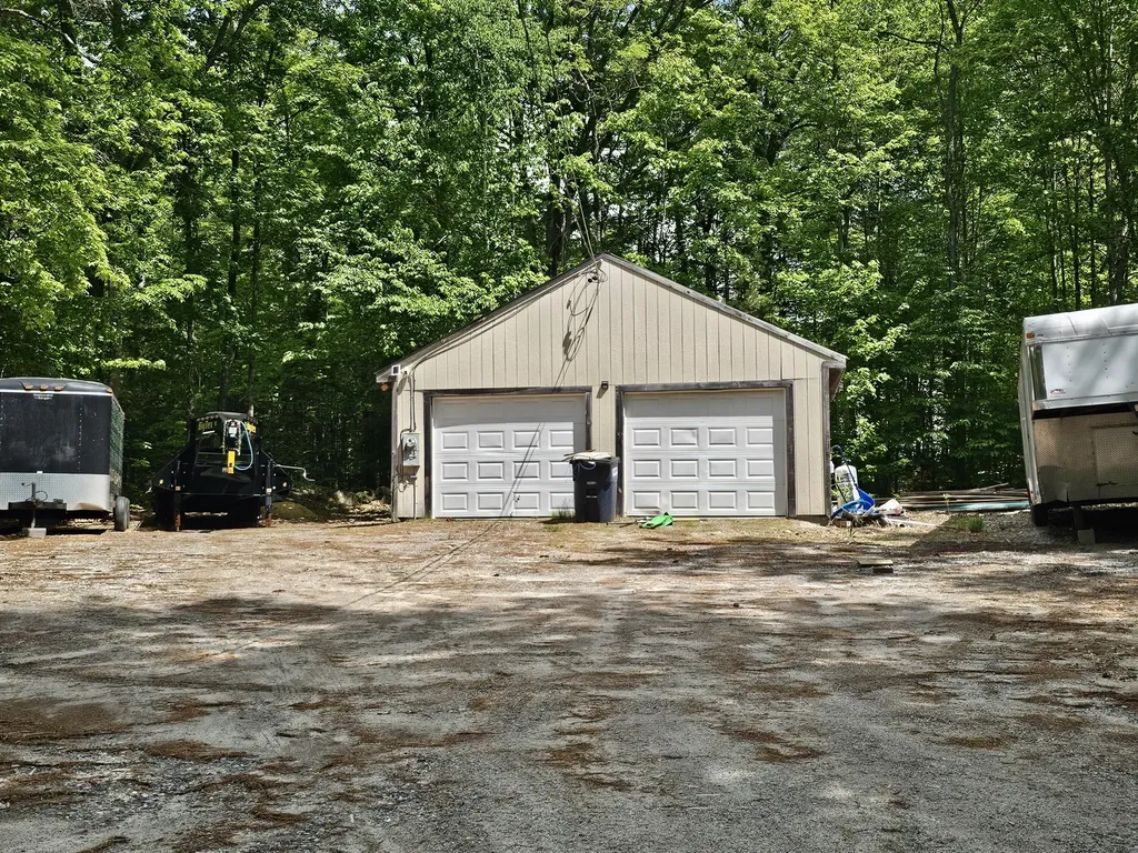 34 Carsley Road Harrison ME 04040