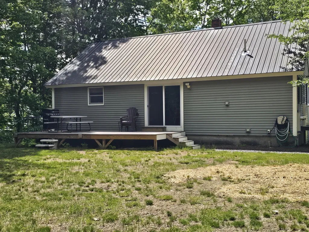 34 Carsley Road Harrison ME 04040