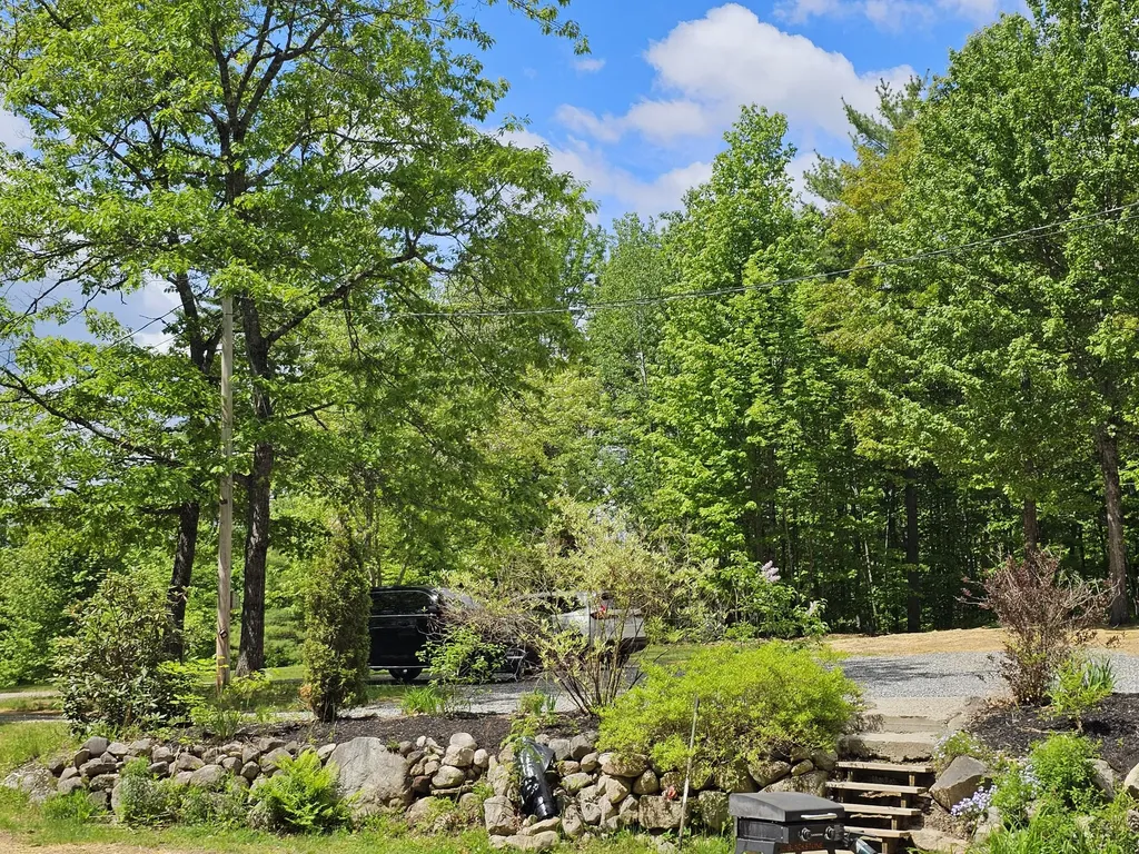 34 Carsley Road Harrison ME 04040