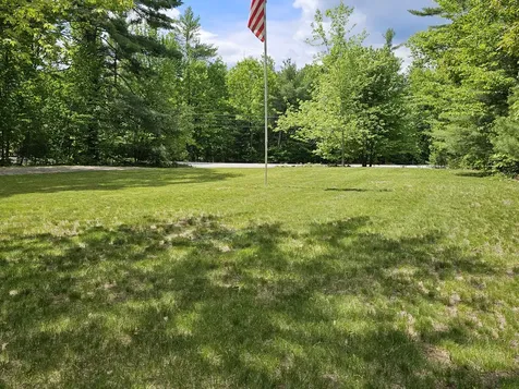 34 Carsley Road Harrison ME 04040