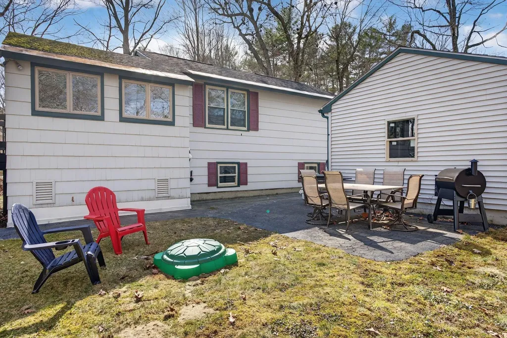 102 Running Brook Road Windham ME 04062