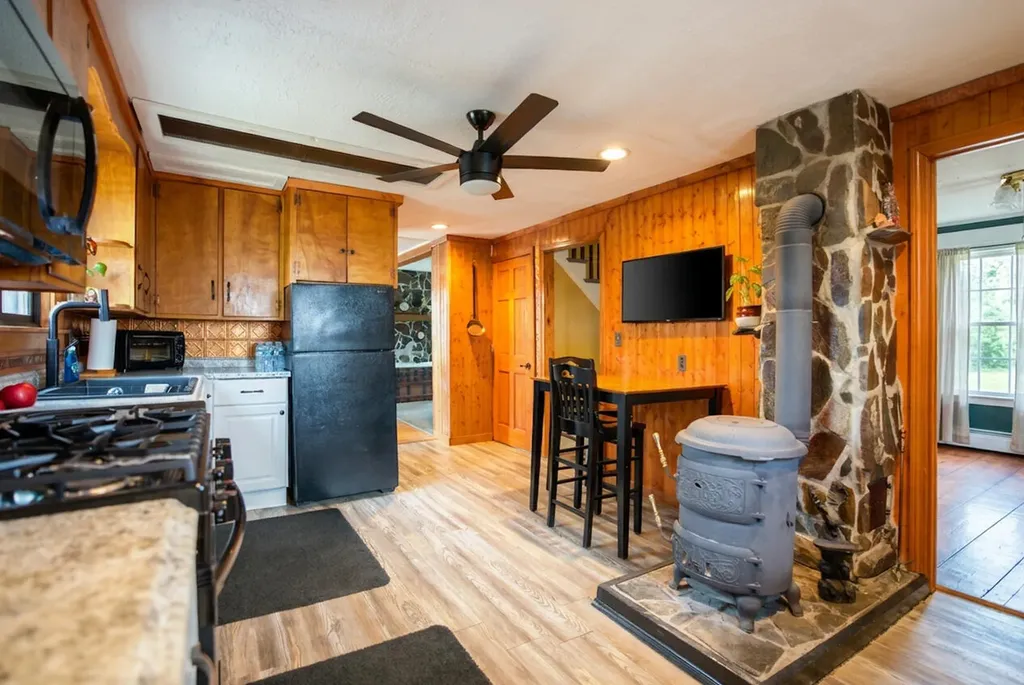 13 Hall Street Anson ME 04958