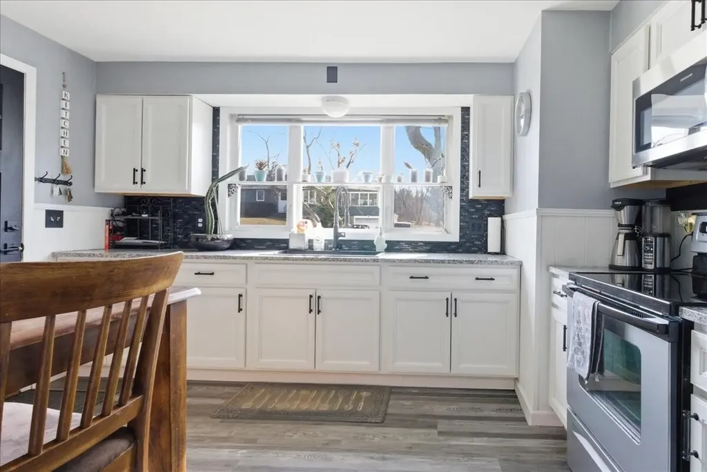 25 Lemay Avenue Lewiston ME 04240