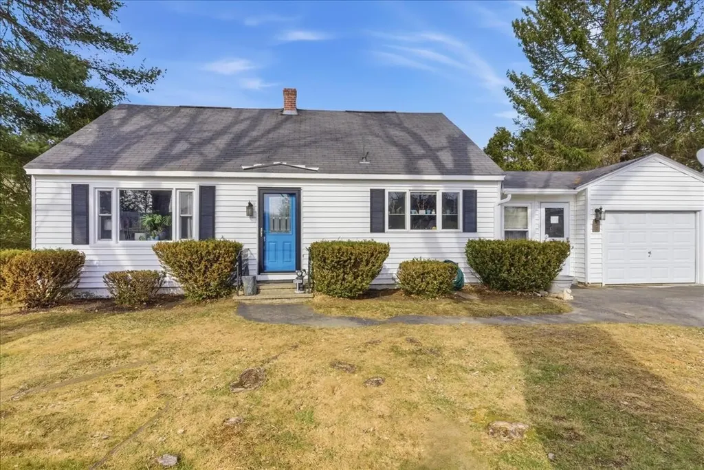 25 Lemay Avenue Lewiston ME 04240