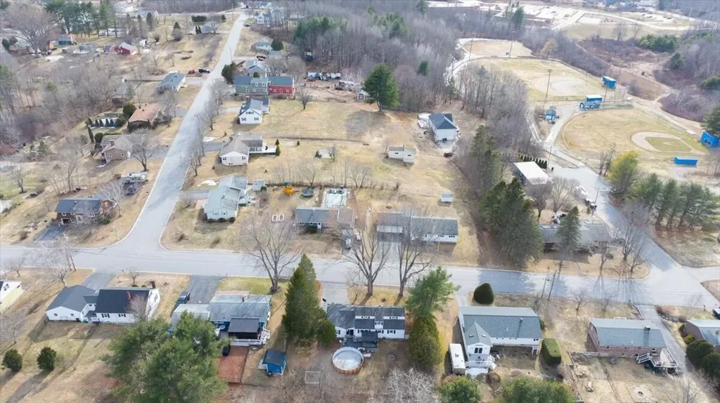 25 Lemay Avenue Lewiston ME 04240