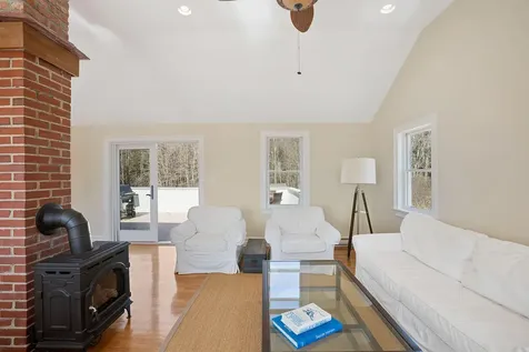 189 Western Avenue Kennebunk ME 04043
