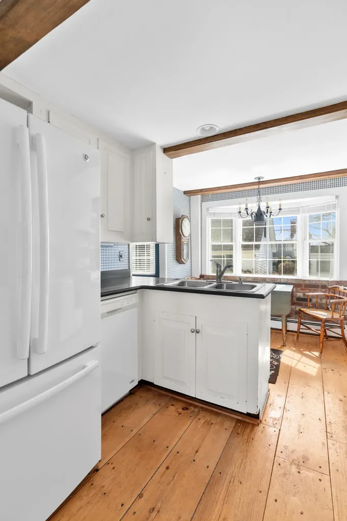 26 Grove Street Bath ME 04530