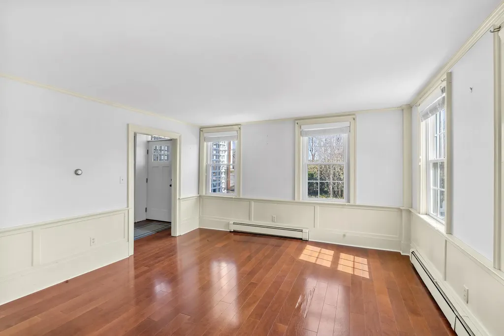 26 Grove Street Bath ME 04530