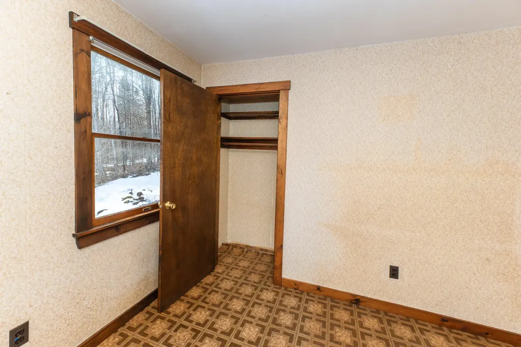 468 New Vineyard Road Farmington ME 04938