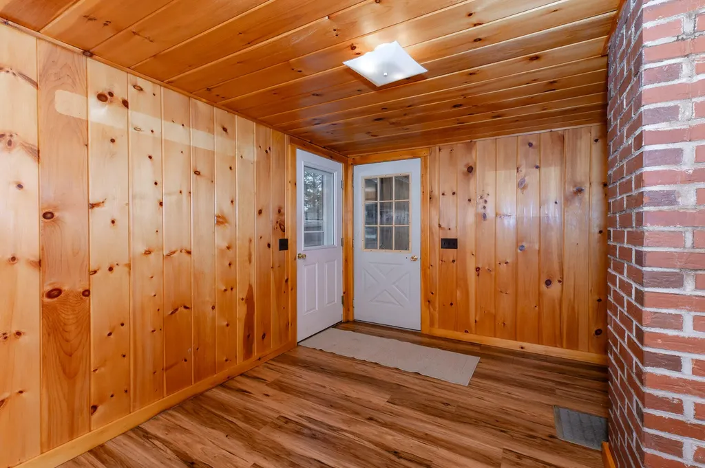 468 New Vineyard Road Farmington ME 04938