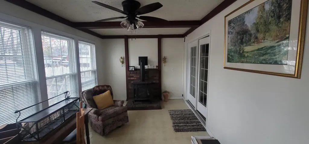 28 Maine Avenue Millinocket ME 04462