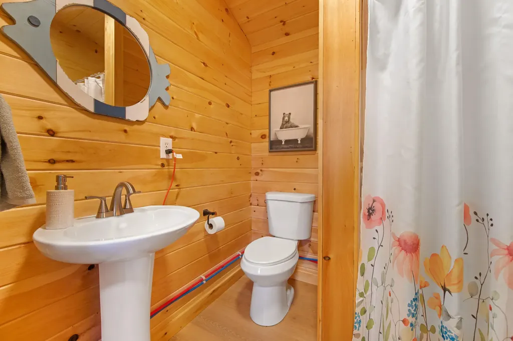 24 Indian Heights Drive Saint Albans ME 04971