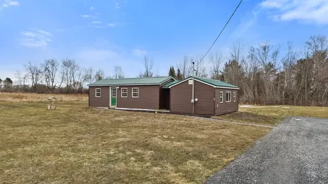 24 Indian Heights Drive Saint Albans ME 04971
