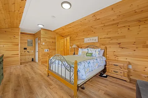 24 Indian Heights Drive Saint Albans ME 04971