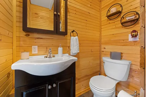24 Indian Heights Drive Saint Albans ME 04971
