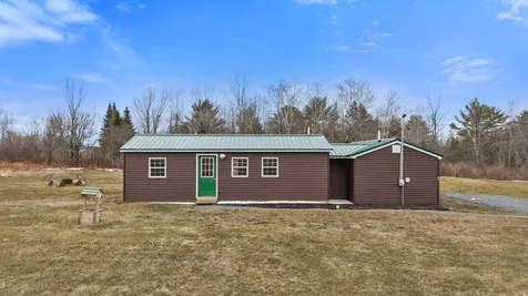 24 Indian Heights Drive Saint Albans ME 04971