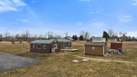 24 Indian Heights Drive Saint Albans ME 04971