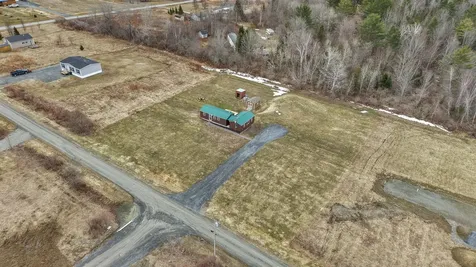 24 Indian Heights Drive Saint Albans ME 04971