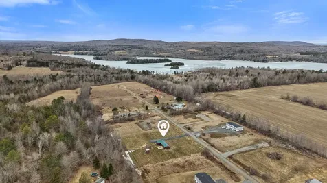 24 Indian Heights Drive Saint Albans ME 04971