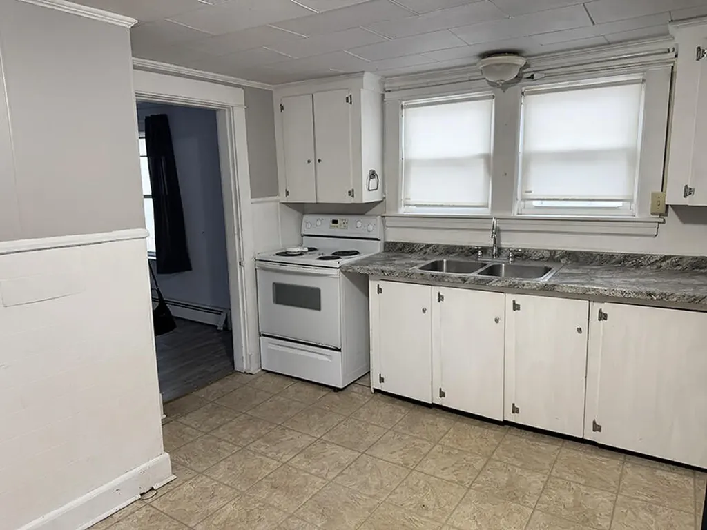67 Main Street Winthrop ME 04364