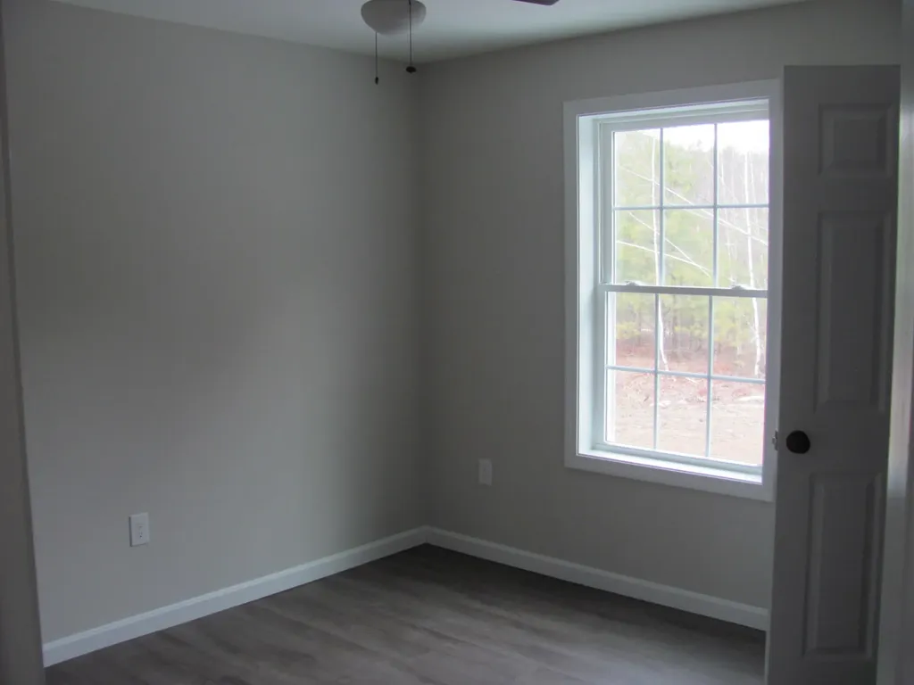 9 Wyatts Way Oxford ME 04270