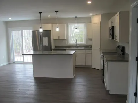 9 Wyatts Way Oxford ME 04270