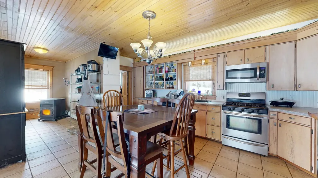 18 Temple Road Wilton ME 04294