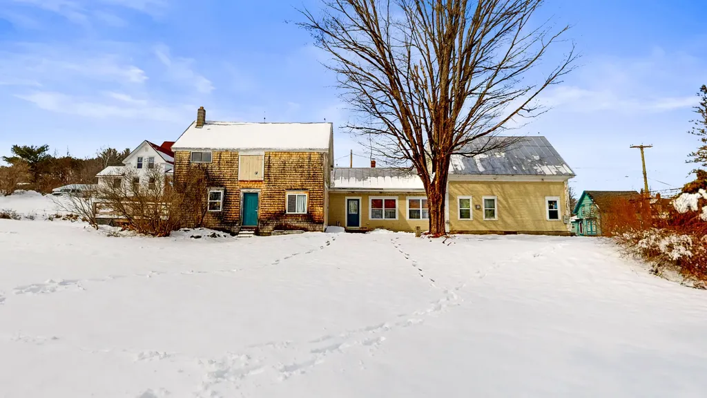 18 Temple Road Wilton ME 04294