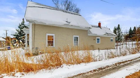 18 Temple Road Wilton ME 04294