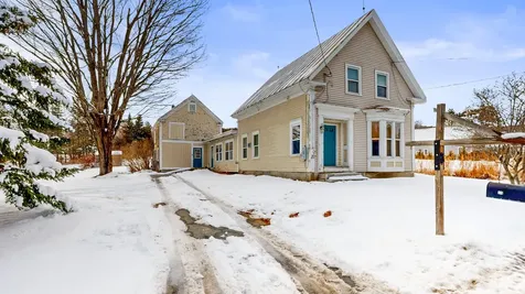 18 Temple Road Wilton ME 04294