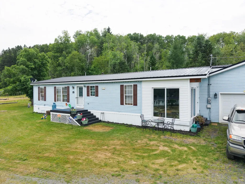 19 Main Street Grand Isle ME 04746
