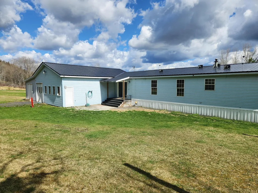 19 Main Street Grand Isle ME 04746