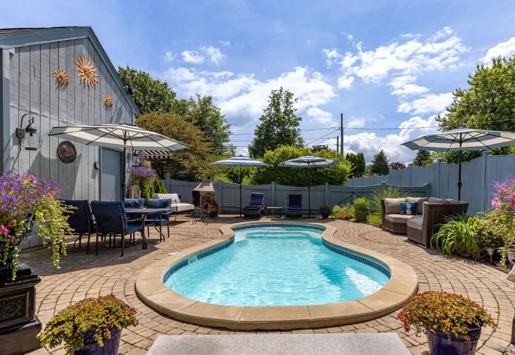 16 Howard Avenue Wells ME 04090