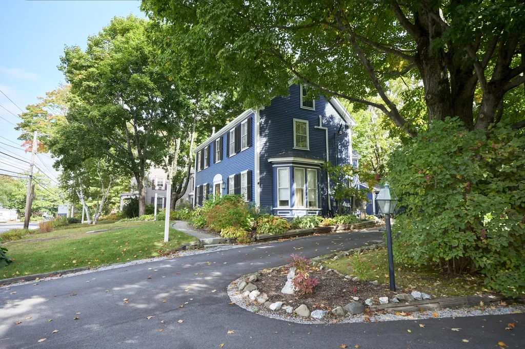 84 Elm Street Camden ME 04843