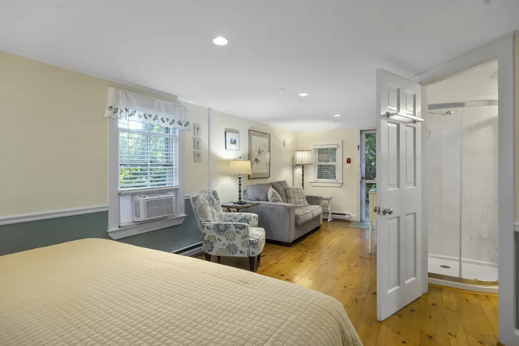 84 Elm Street Camden ME 04843