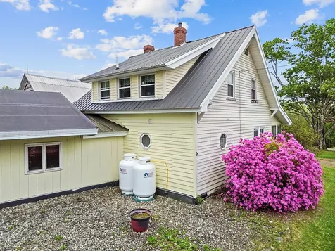 753 Ridge Road Windsor ME 04363