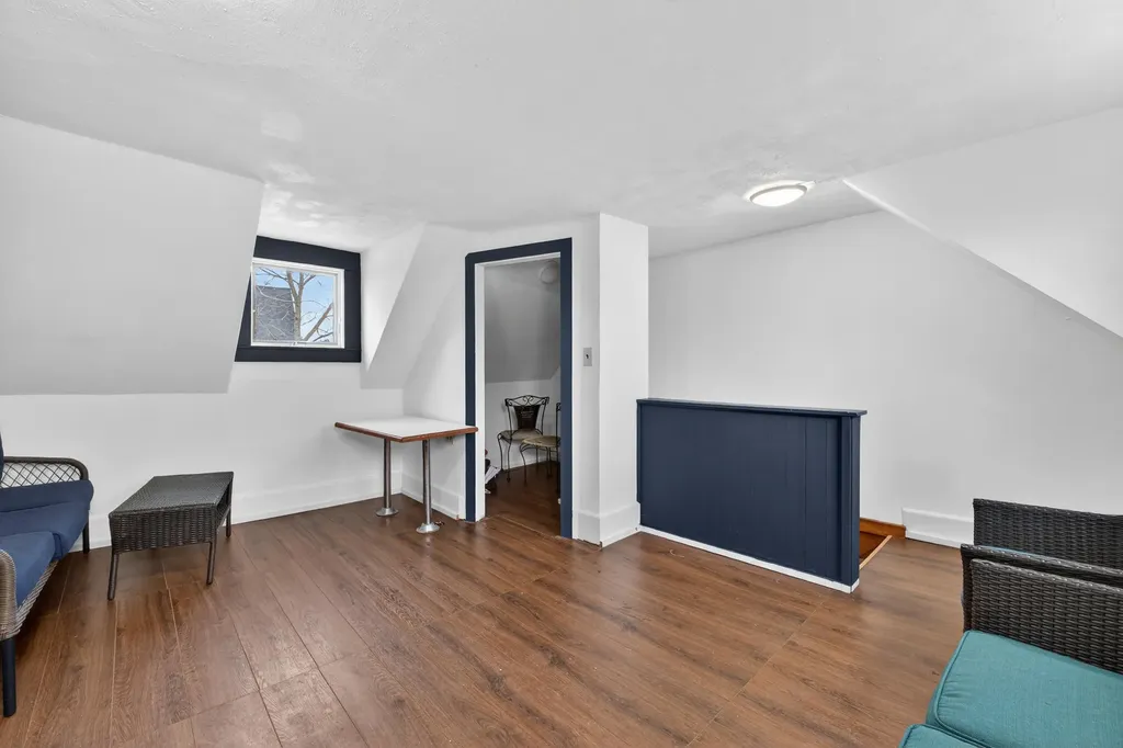 8 Autumn Street Rockland ME 04841