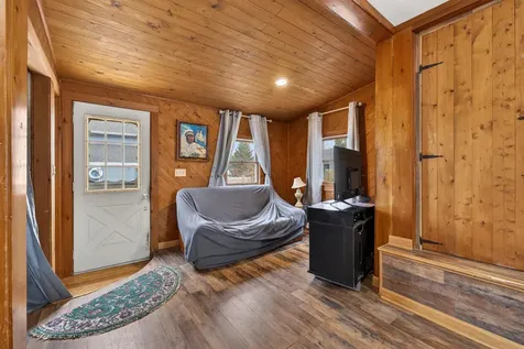 8 Autumn Street Rockland ME 04841
