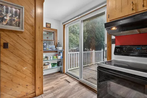 8 Autumn Street Rockland ME 04841