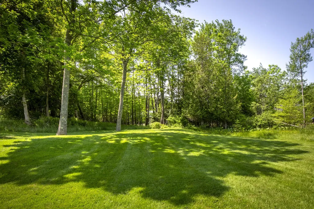 108 Colony Road Islesboro ME 04848