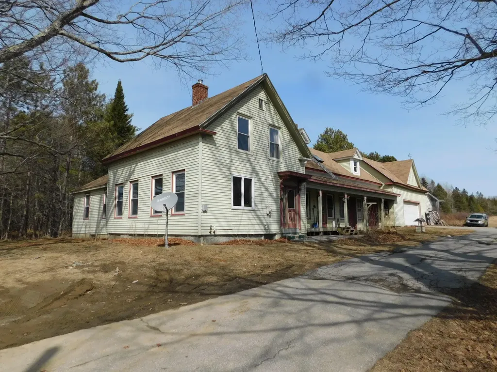 943 Beckwith Road Cornville ME 04976
