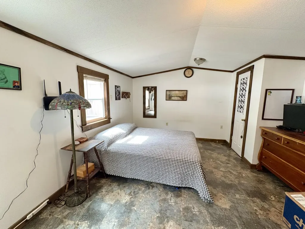 36 Springfield Road Winn ME 04495