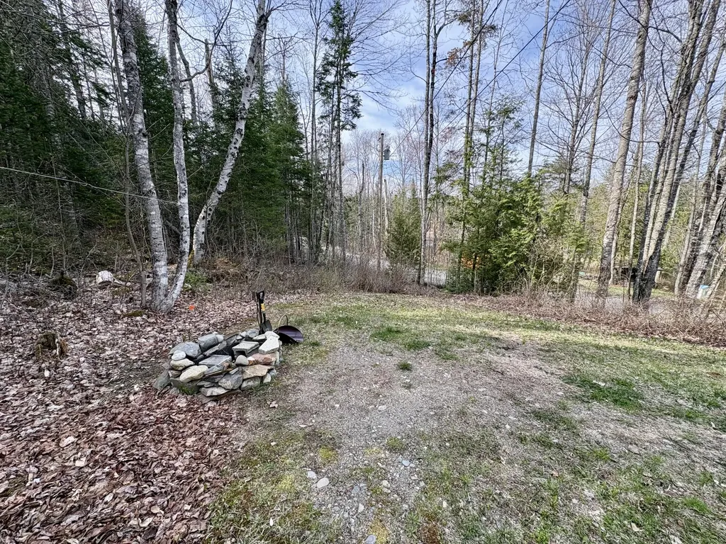 36 Springfield Road Winn ME 04495
